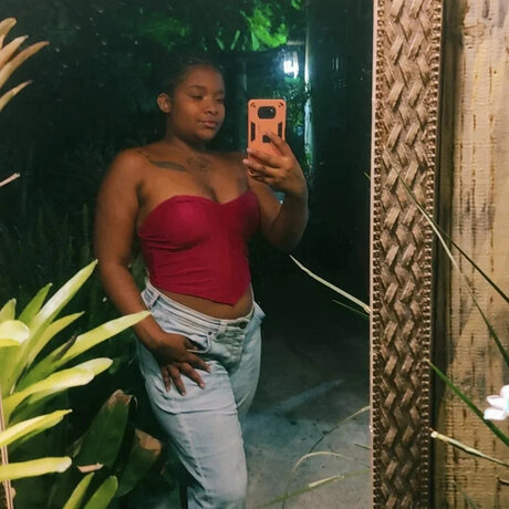 Xyee pornstar adult pics