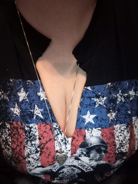 Queen Leo star beautiful pictures