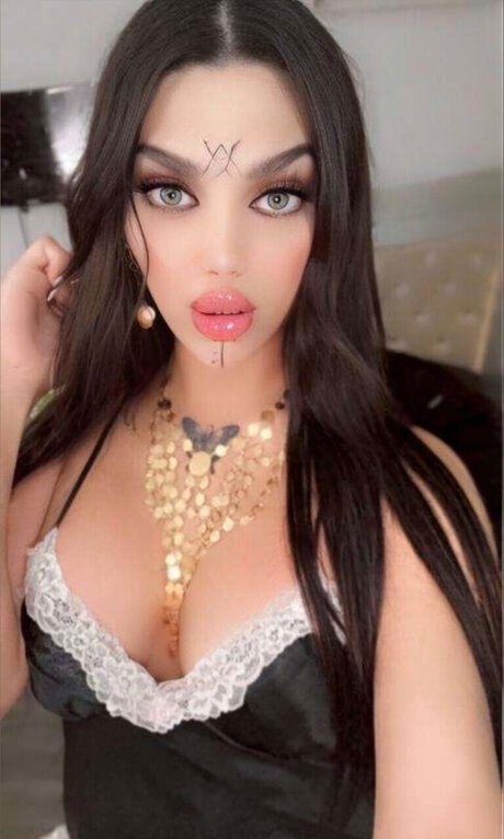 Eva Karam xxx star pic