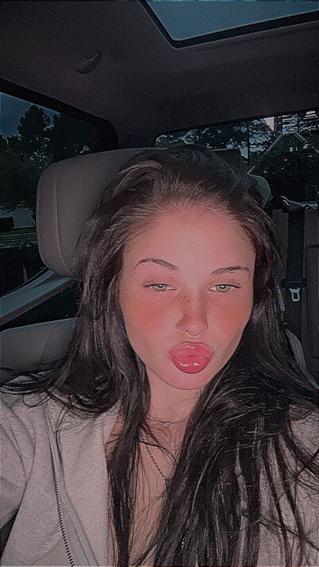 Zo_ beautiful pornstar pic