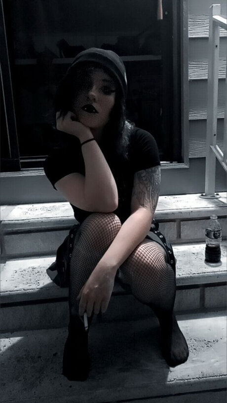 Lil Mouse pornstar top picture