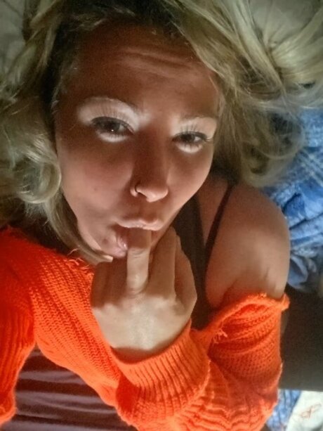 Michelle Law art model pictures