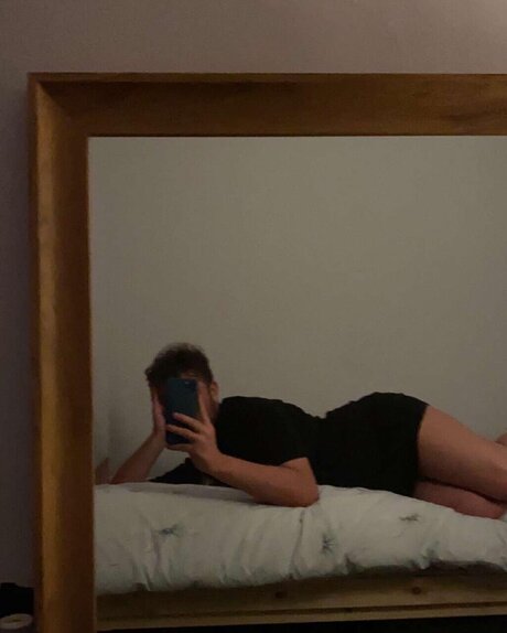 S22LUT pornstar high quality pictures