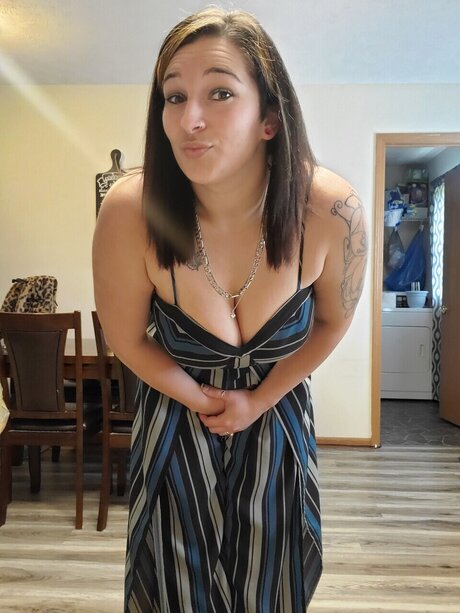 Katelynn Nilsen erotic model photo