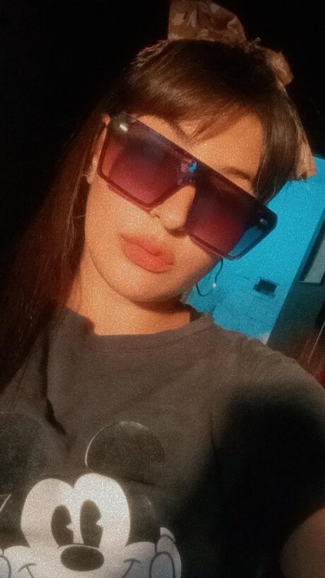 Barbiegirl21 nude star pictures