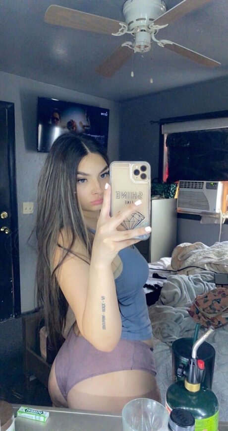 Bxddiee pretty actress photo