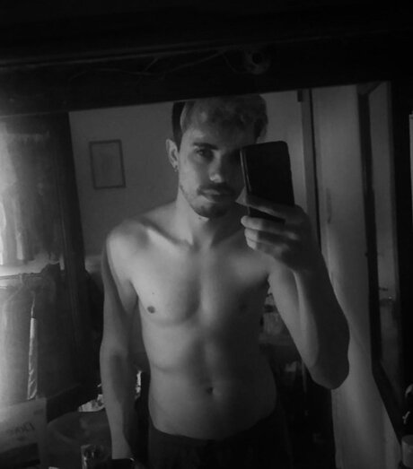 Matias rodrigo FREE_ pretty model photo