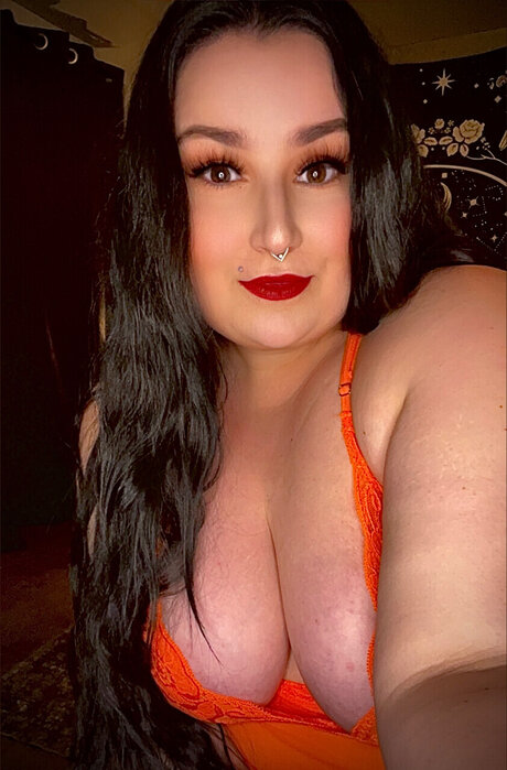 WitchChick707 exclusive pornstar pics