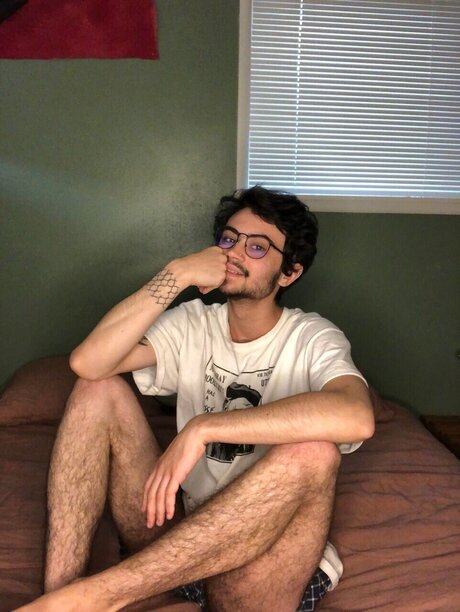 Rowen art actress img