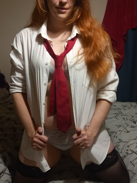 Sinful Siren naked model pictures