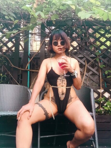 Beer top model photos