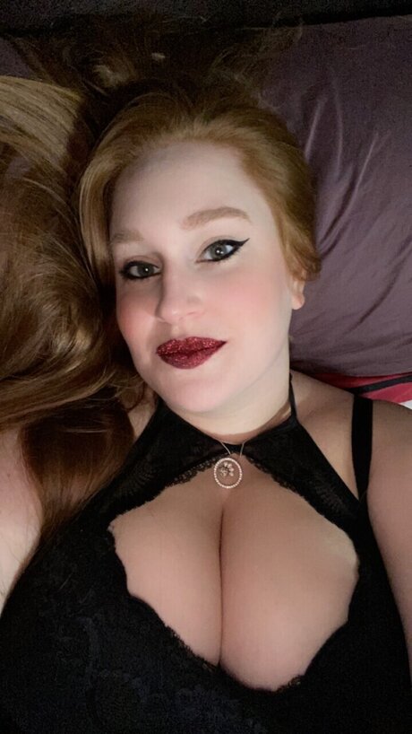 GoddessBraelynne star adult picture