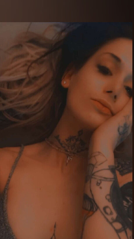 shhhh naked star archive