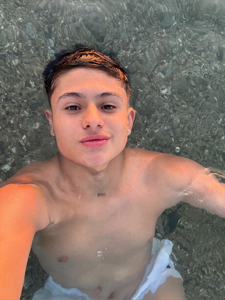 Enzo Gonzalez top actress galleries