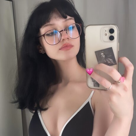 Wanda_ hd pornstar img