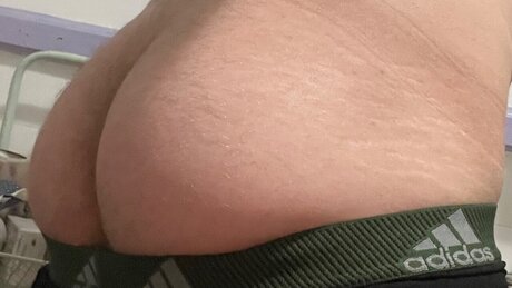 Cheeky Tom porn model img