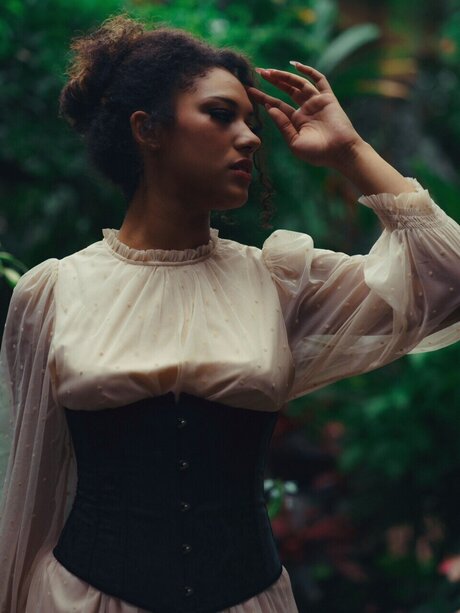 Luna Estrella nude pornstar images