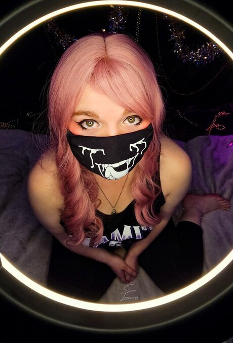 Eeva Lorraine naked star archive