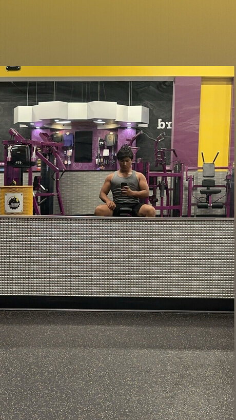 GSM model pretty pics