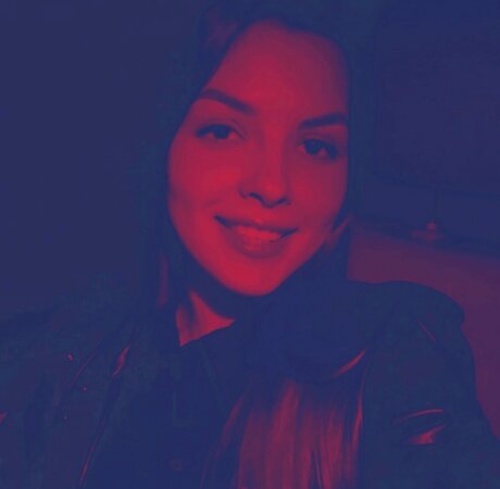 Nanda PimentaFeet_ star top img