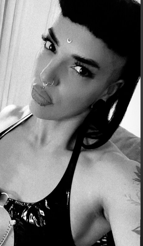 LittleGoth bat x pornographic star gallery