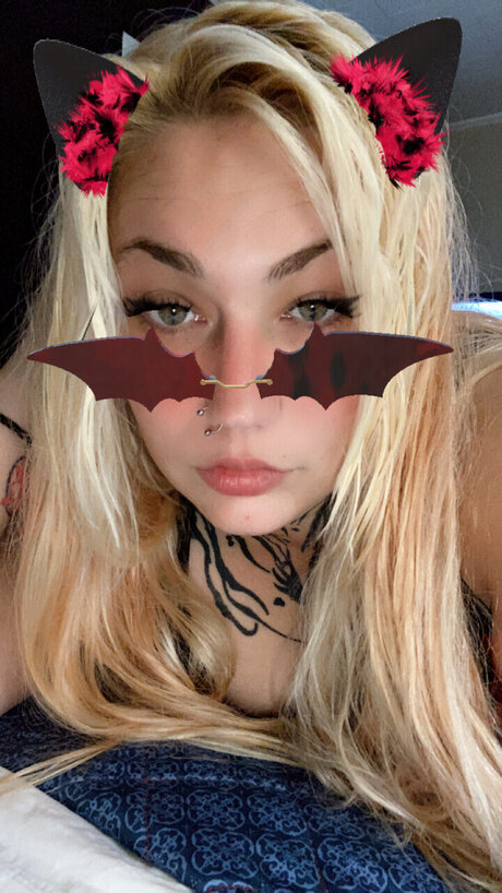 Zoe Russell hot pornstar galleries