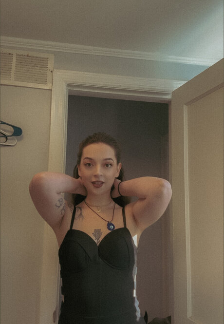 Venus Fox nude pornstar photo