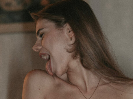 RileyReid__18 pretty star img