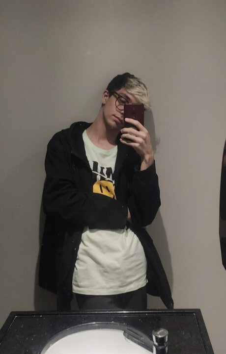 Dhii Vasconcellos erotic star picture