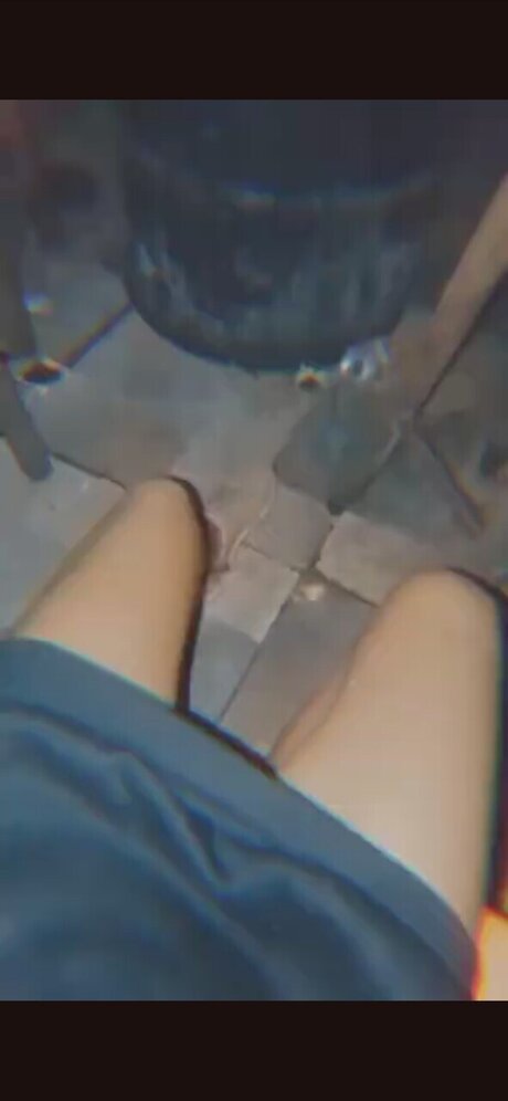 Kareperigosa adult model picture