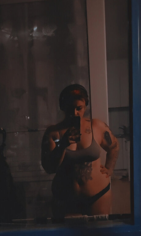 Miss Biibiinella_ hd model pic