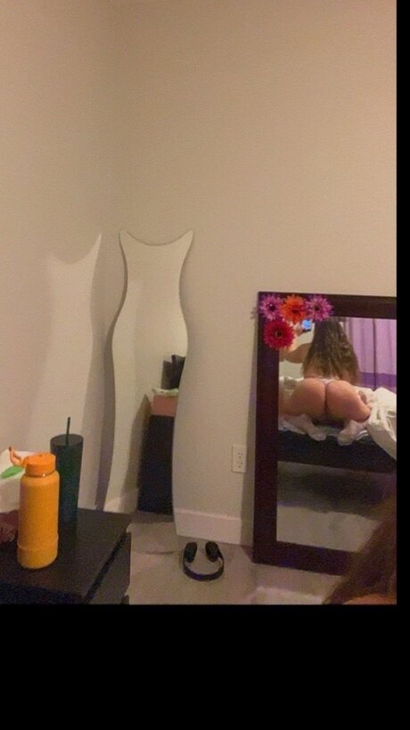 Layla Winter_ pretty model gallery