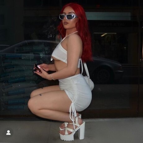 Destiny G nude model archive