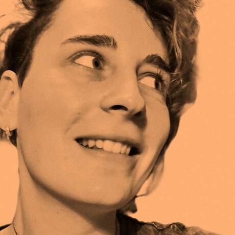 Zora Elbe exclusive actress photos