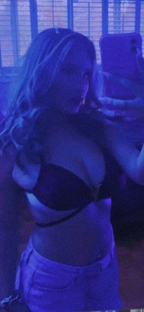 Tori TX pornstar hd pic