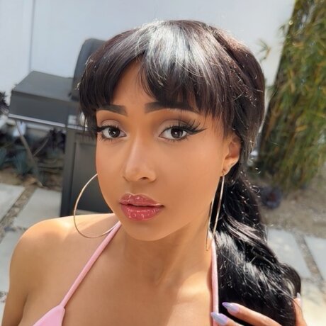 Binet Senn erotic model pictures