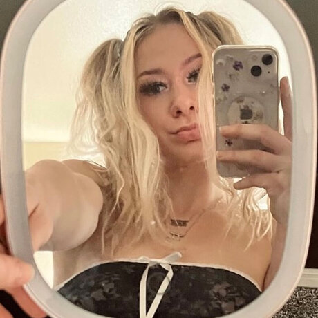 Quinnie star beautiful photos