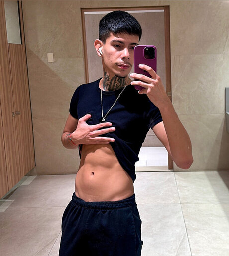 Nobru star adult photo