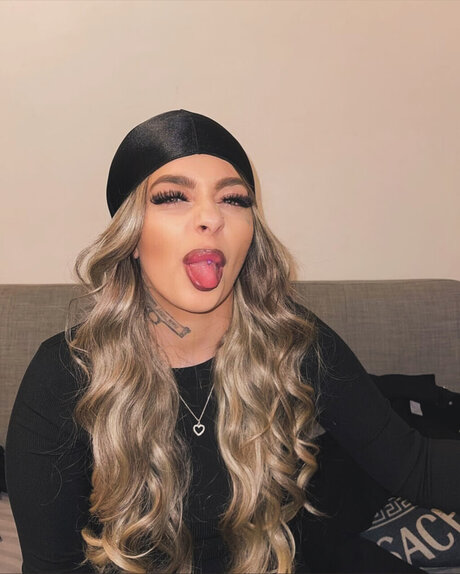 Nelly Candy_ hd pornstar image