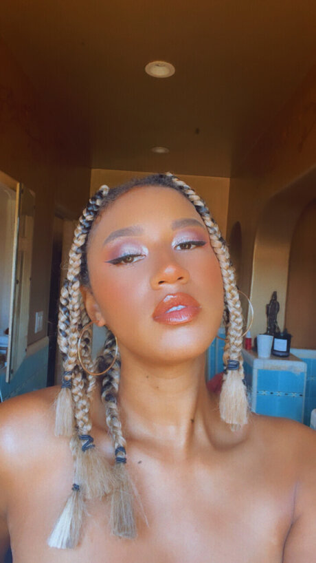 DirtyChy free pornstar pics