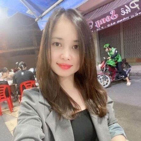 Th y Tr m Nguy n Ng c beautiful model photo