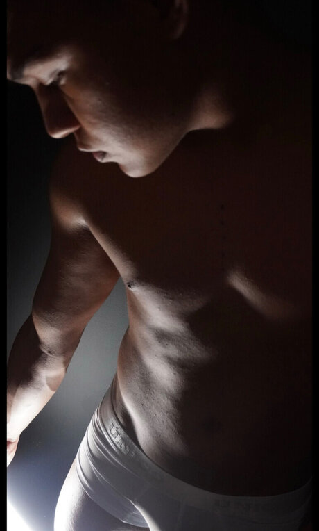 D A R W I N pornstar hd galleries