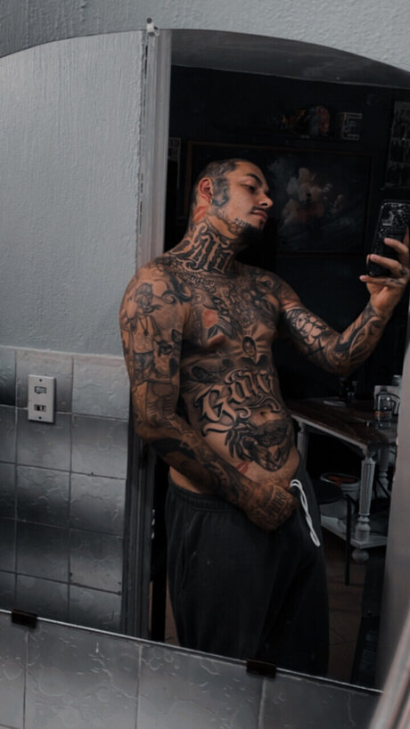 Jorge Trece star nude pics