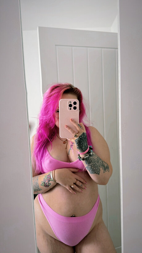 xo MissMai nudes pornstar photos