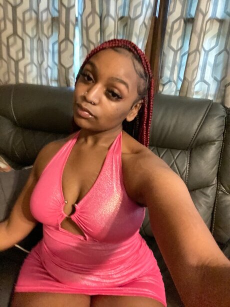 Tonni pretty model pic