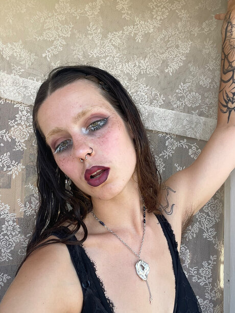 LiMiNAL LACE pornstar art image