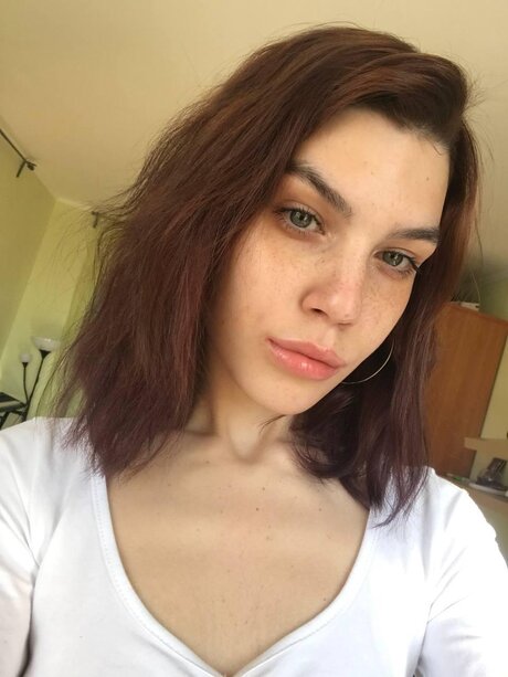 Icy Doll exclusive actress img