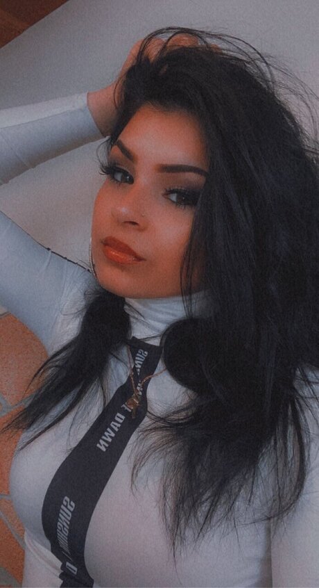 vivcso model pornographic pictures