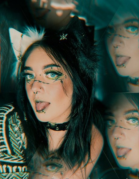 demonsfree adult actress pic