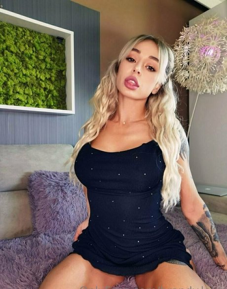 brandy love exclusive star img